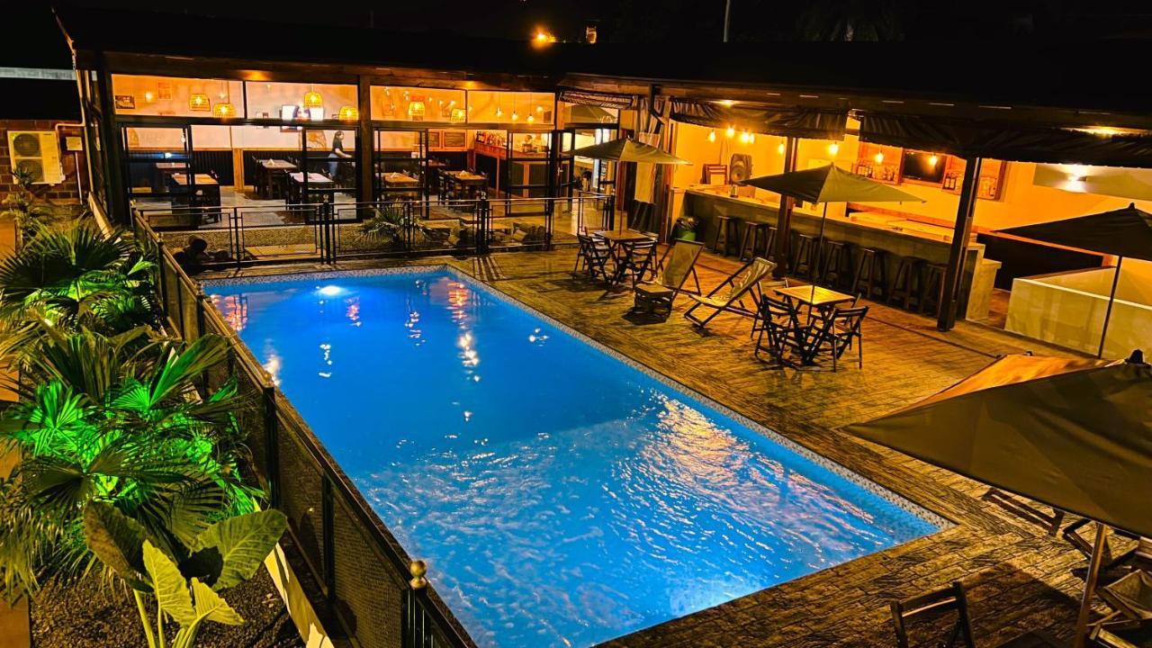 Hotel Alma Pura Puerto Iguazú Exteriör bild
