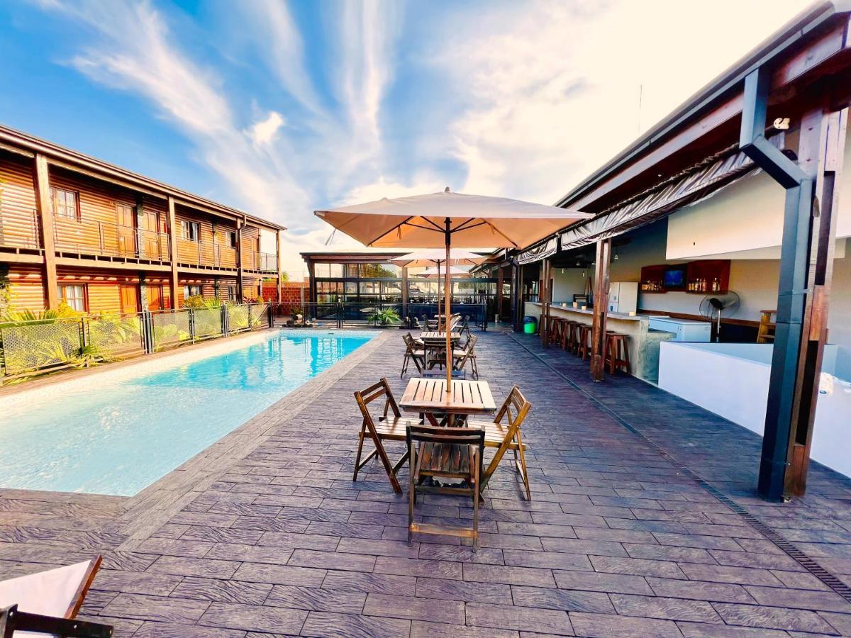Hotel Alma Pura Puerto Iguazú Exteriör bild