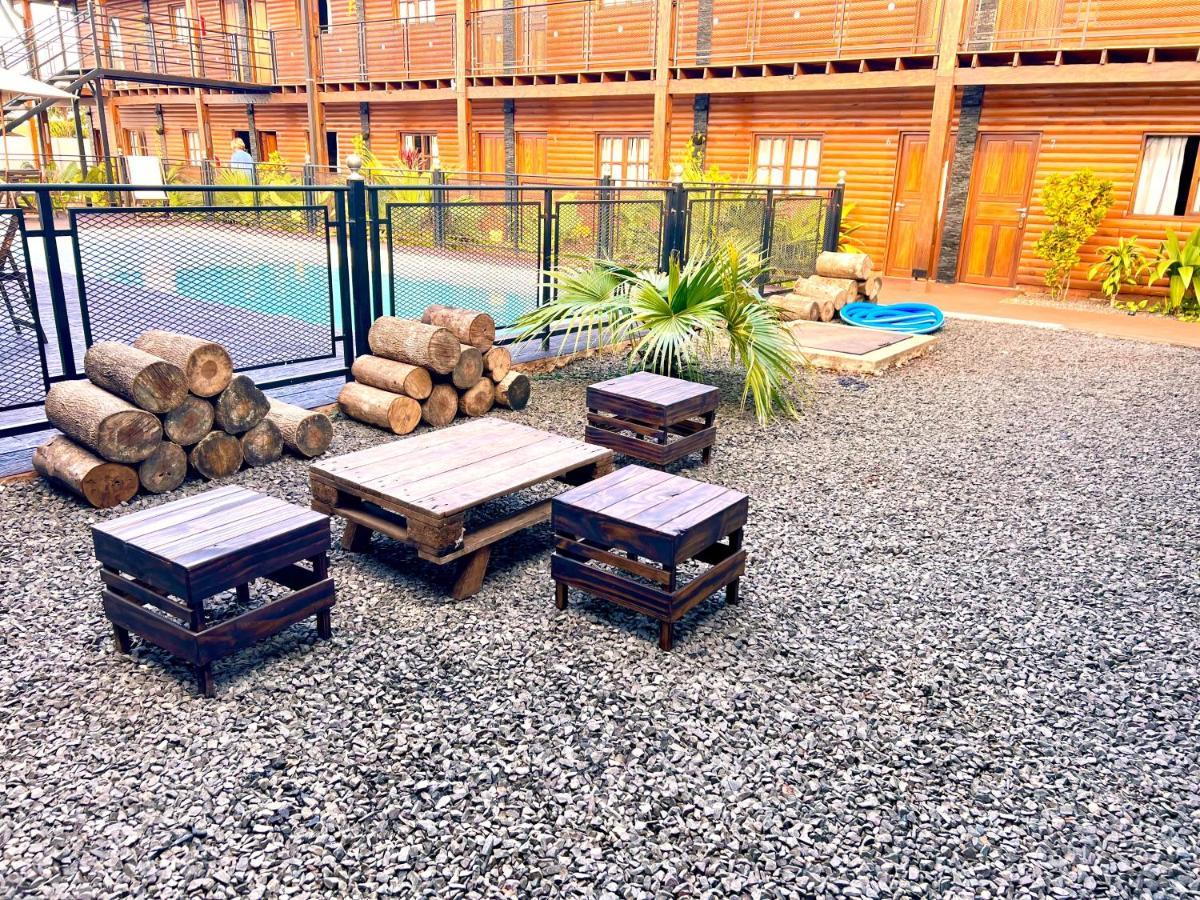 Hotel Alma Pura Puerto Iguazú Exteriör bild